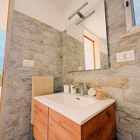 Dimora Sorelle Del Mar - Tatil Evi *